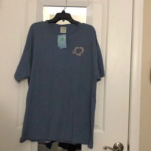 NWT Shelly Cove Blue Blossom Tee